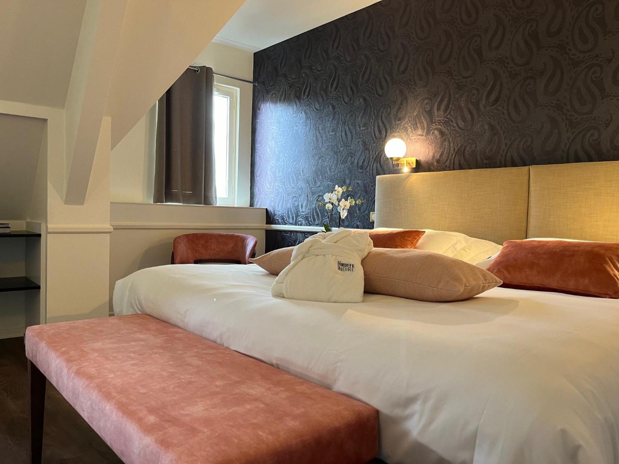 Hotel La Truffe Noire Brive-la-Gaillarde Luaran gambar